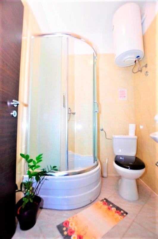 Appartement Marinovi Dvori à Slatine Extérieur photo