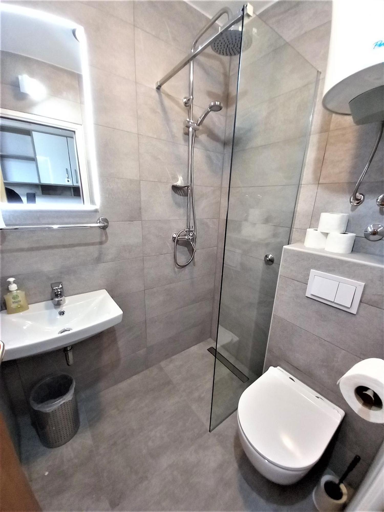 Appartement Marinovi Dvori à Slatine Extérieur photo